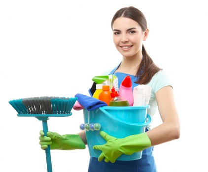 Eco-friendly cleaning process at Glossy Cleaners